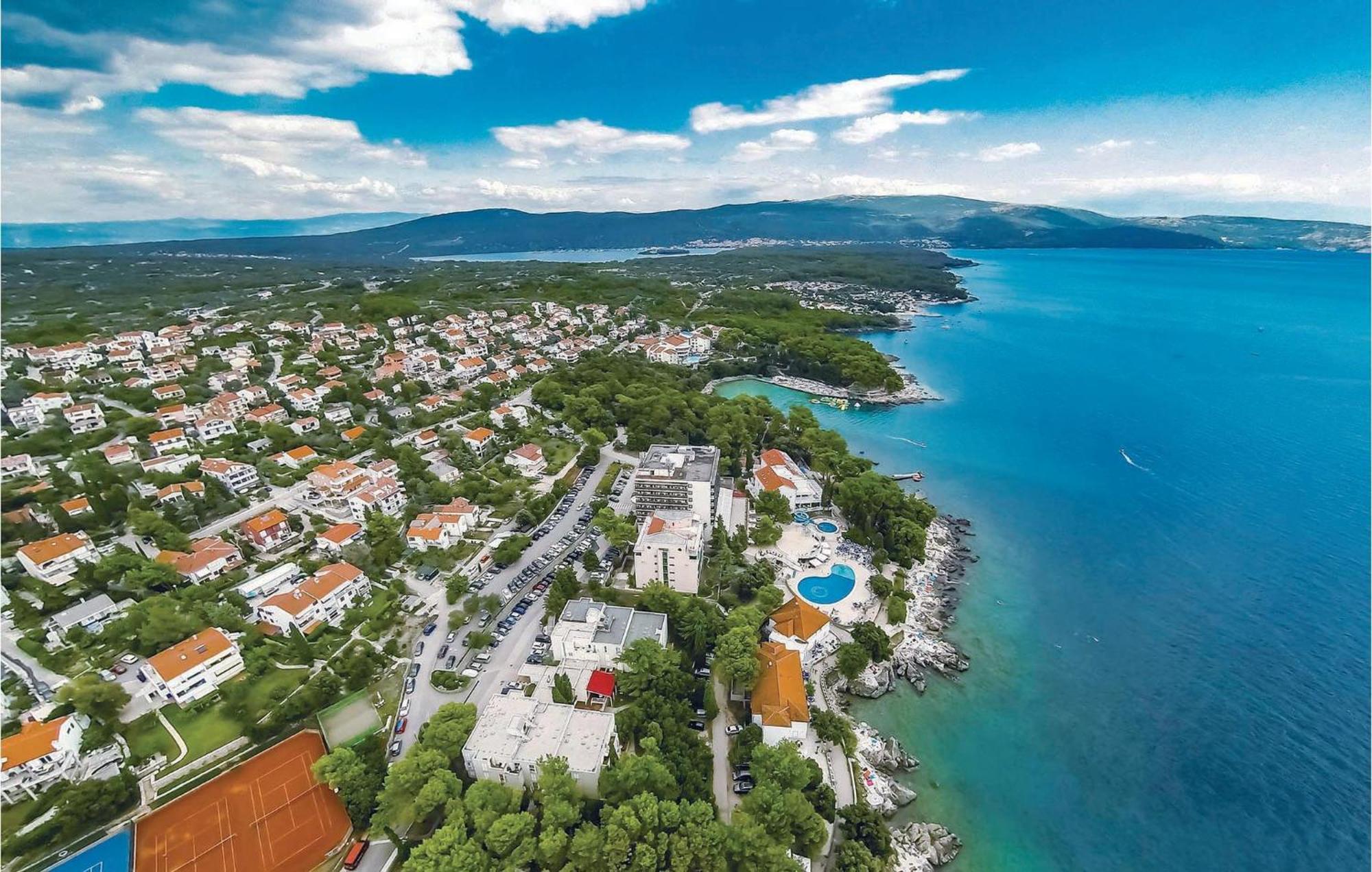Gorgeous Apartment In Cizici With House Sea View Exterior photo